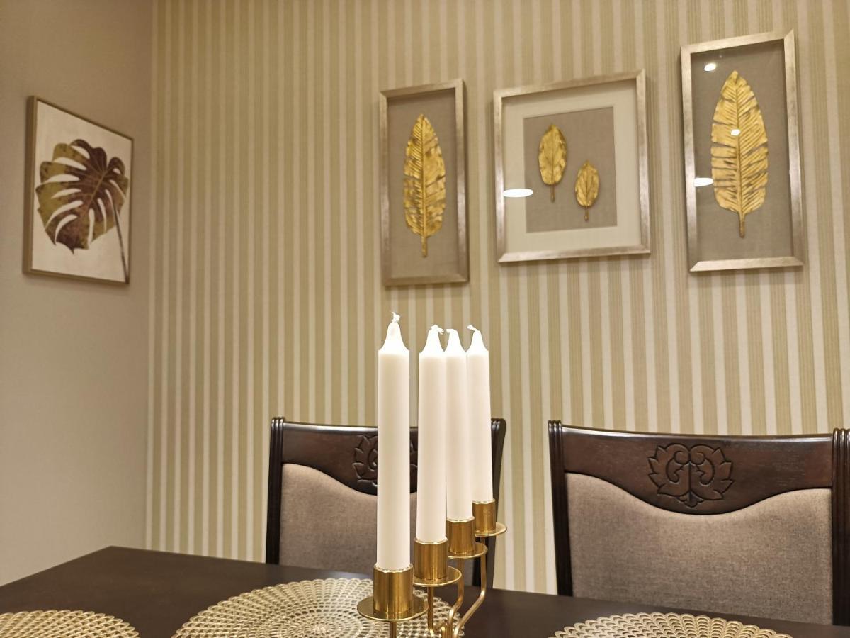 F Residence, Beauty & Luxury Apartment