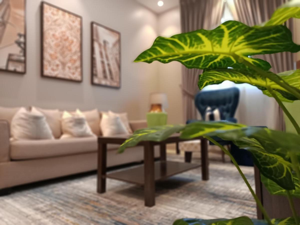 F Residence, Beauty & Luxury