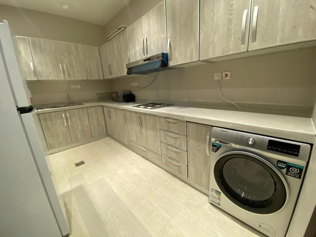 F Residence, Beauty & Luxury Apartment